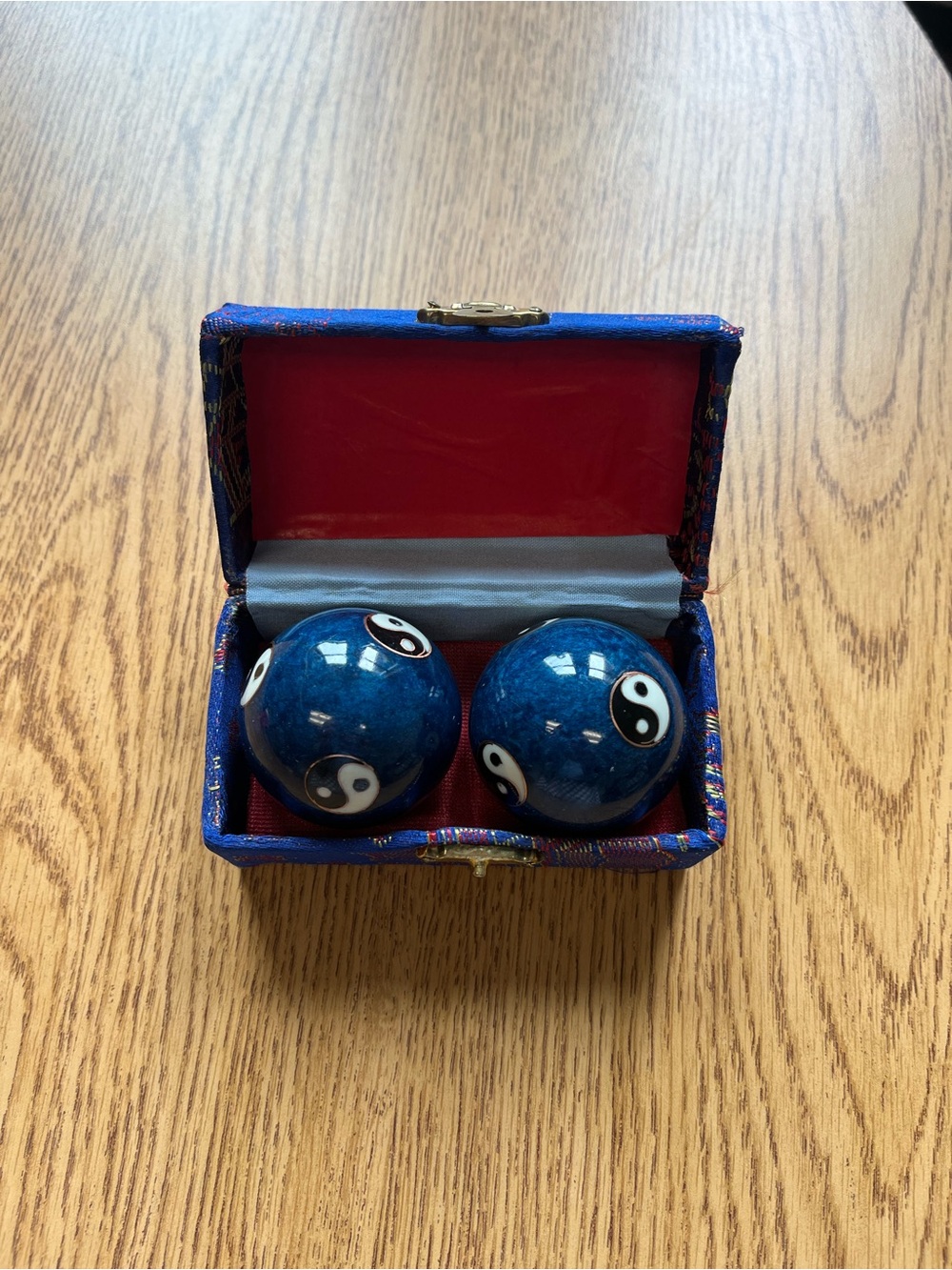 Blue Yin Yang Baoding Stress Balls Set with Decorative Box